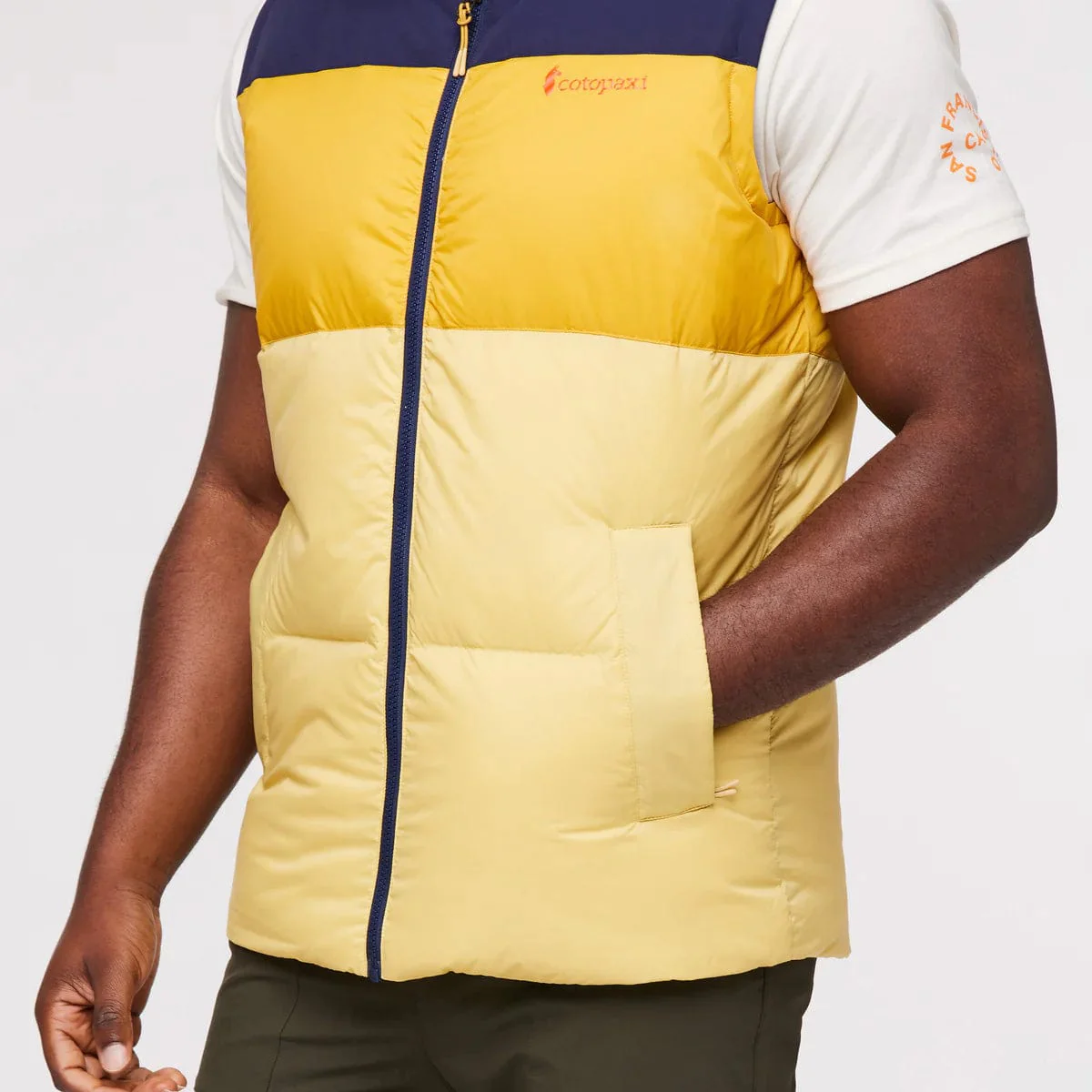 Cotopaxi Men's Solazo Down Vest - Image 6