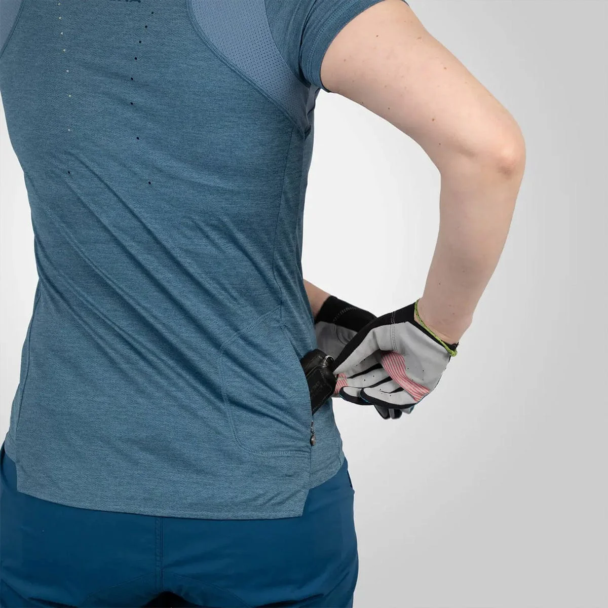 Endura Women's SingleTrack S/S Jersey - Image 9