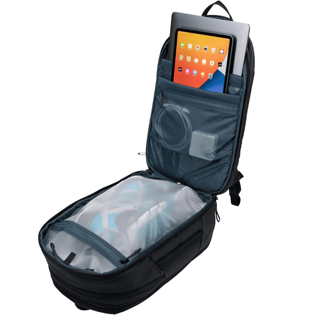 Thule Aion Travel Backpack 28L - Image 7